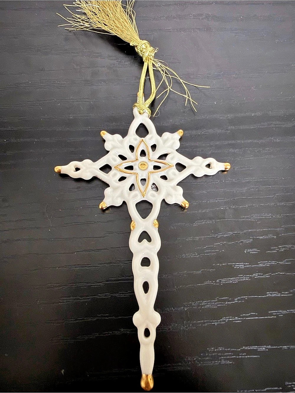 Lenox Cross Ornament White & Gold